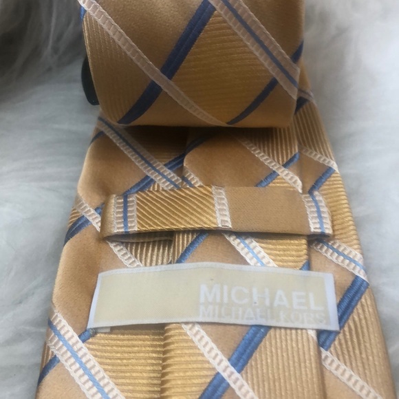 Michael Kors Tie - Picture 5 of 5